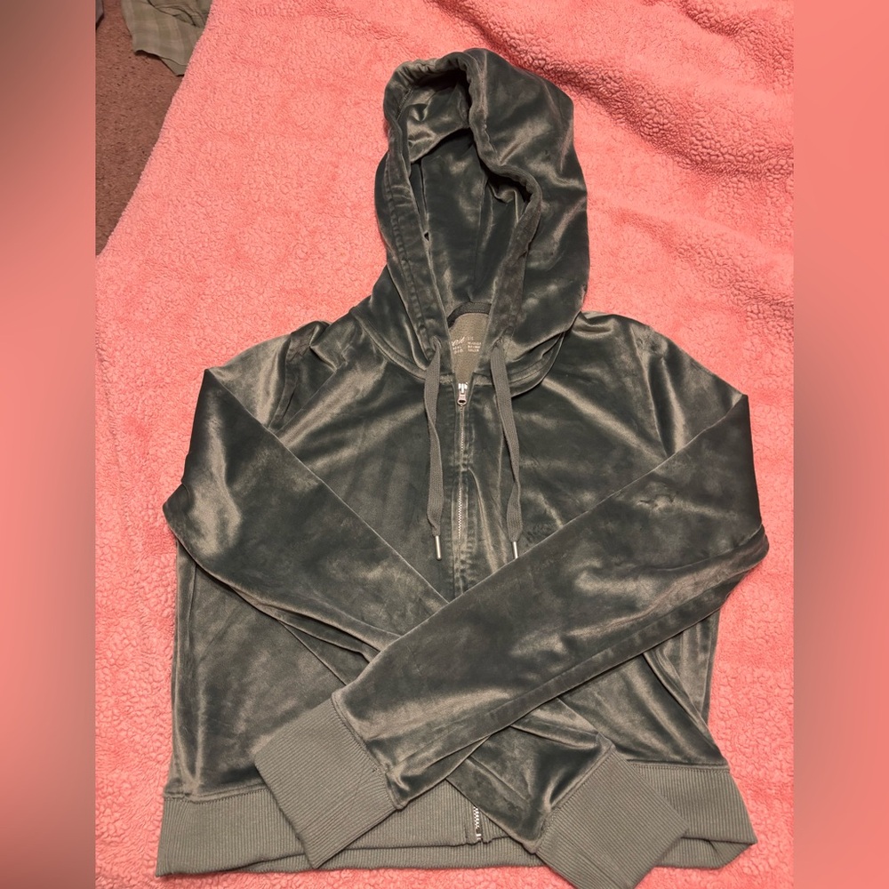 aerie zip up hoodie